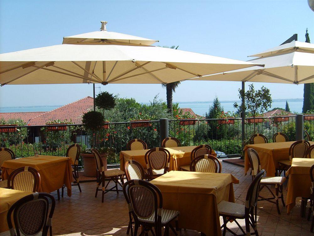 Ahg Riva Del Sole Hotel - Adults Only Moniga del Garda Restaurant bilde